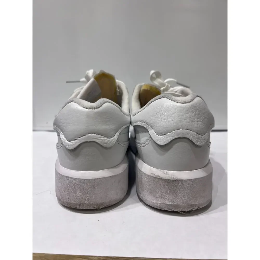 New Balance CT302 Mens Size 9 / W 10.5 White Chunky Shoes